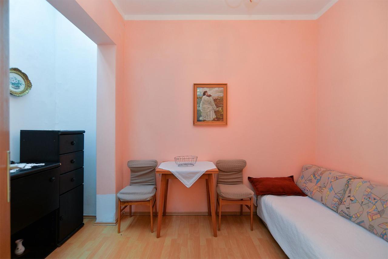 Apartments Jadranka 612 Rabac Kültér fotó